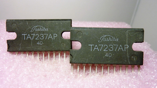 TA7237AP / IC / DIP / 2 PIECES  (qzty)