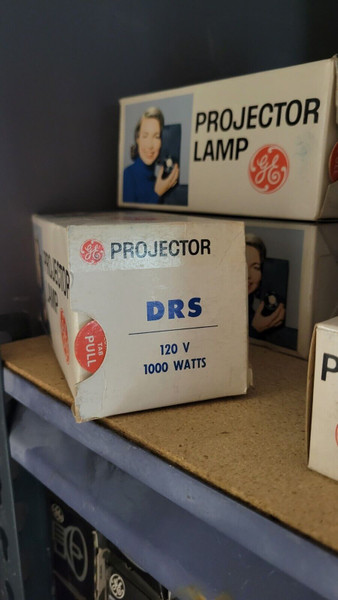 DRS / 1000W / 120V / PHOTO PROJECTOR LIGHT BULB STUDIO LAMP Projector (qzty)