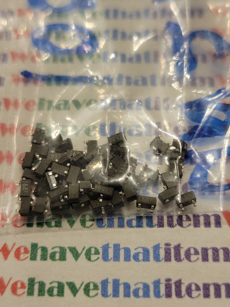 UN221/ IC / SURFACEMOUNT/ 2 PIECES (qzty)