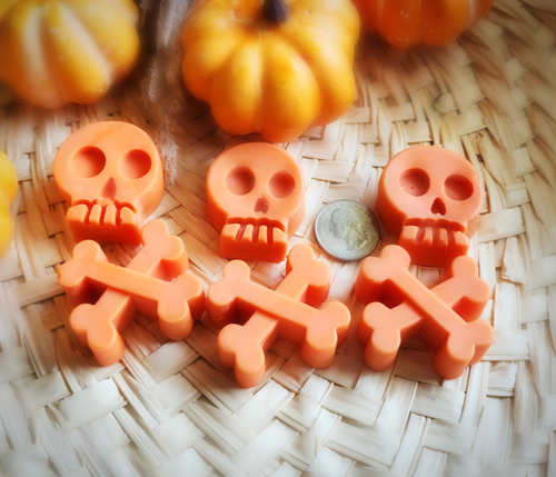 Samhain Halloween Skull Crossbones Soy Beeswax Melts - Infused with our crafted Samhain Oil a mysterious blend of smoky sweet dark florals