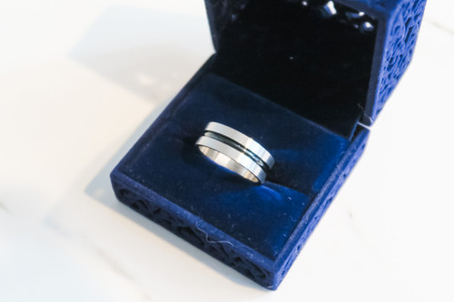 Stainless Steel Middle Ridged Ring