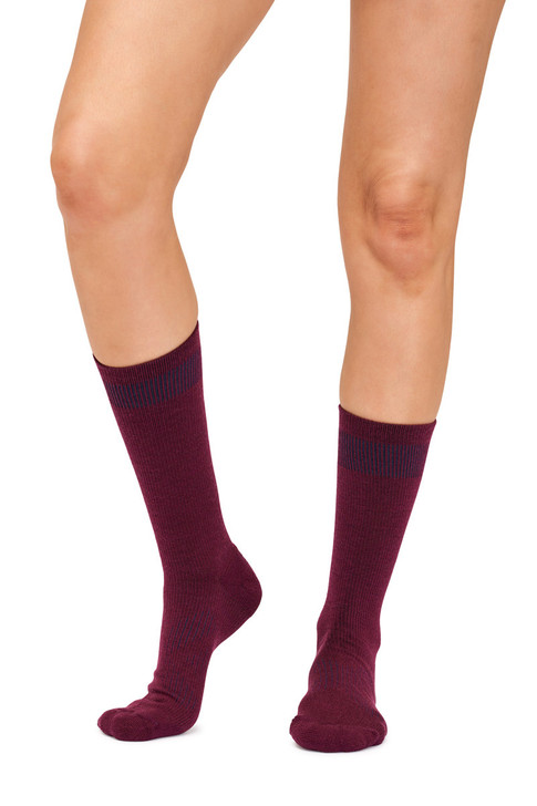Women's Overlander® Merino Wool Lifestyle Crew Socks- Burgundy Melange