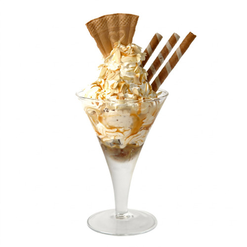 Ice cream sundae with caramel and wafers in a glass — scent inspiration for Cinnamon Vanilla fragrance oil