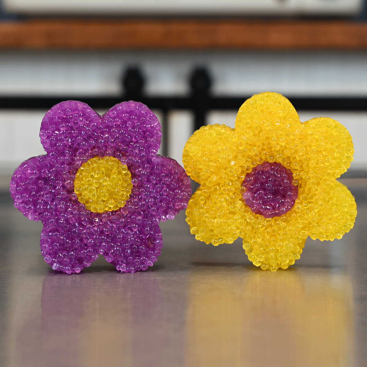 Detailed instructions on how to make multi-colored car freshies that look like flowers.