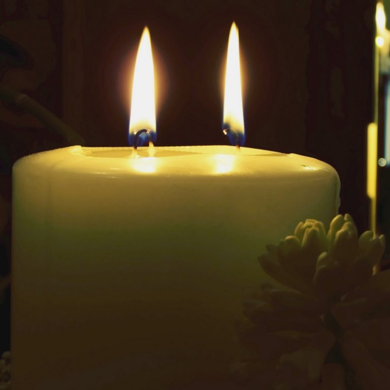 Guide to Candle Wicks - How to Decide Which Wick To Use - Candle