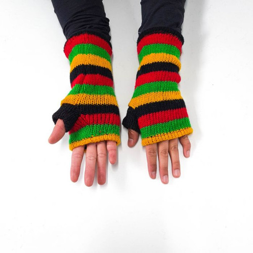 FINGERLESS GLOVE RASTA

Fully fleecy lined