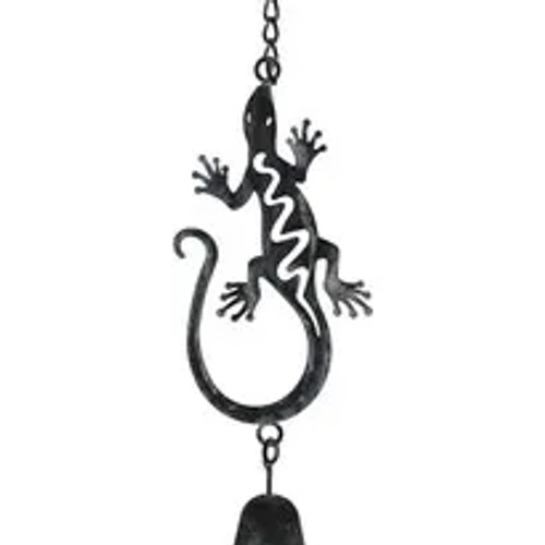 LIZARD CHIME WITH BELL

Handcrafted from metal (iron & brass)
Approx 12x70cm 
