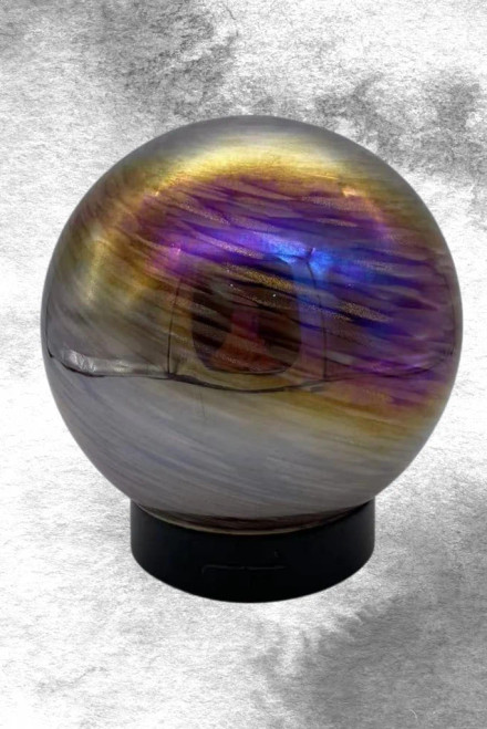 ELECTRIC DIFFUSER SPHERE LUNA

Hand blown glass electric diffuser with timer & Essential changing light.

To be used with Essential oils or fragrance oils