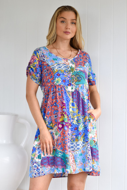 SANCTUM ANGOLA DRESS
Button up front
Button on sleeve to hitch up if desired
A frame
Side pockets
100% rayon