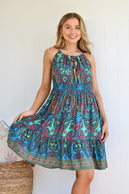 SANCTUM DREAM SCENE DRESS
Stunning little sun dress
Shirred waist
Spaghetti shoulder straps
Tie at front
Frill on hemline
100% rayon