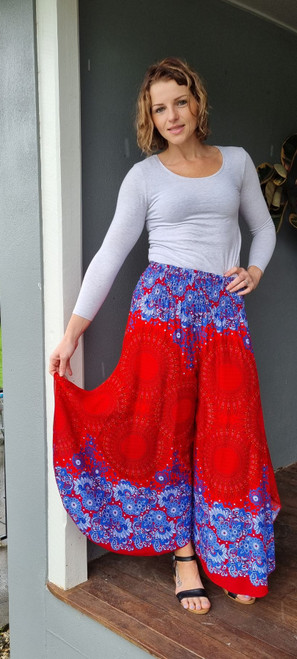 Ombak Flared Pant Red
Thes stunning pants are so comfy

Look and feel great!

Gorgeous colour combinations 

One size fits from 8 to 16

Rayon