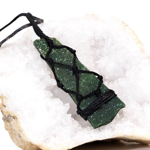 Natural Jade Netted Necklace 

Beautiful handmade netted Jade necklace.

Due to the actual product may vary in shape, weight, colour and pattern, the product images shown are examples of the range of product and may not be an exact representation of the product. Your purchase will be different from the images and will be a random jade handpicked by us.