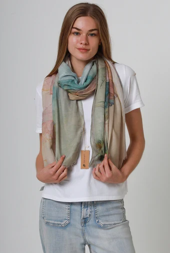 Scarf Lightweight Sage
Great for those who like a scarf but not a wooly one
100% polyester