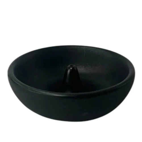 Incense Burner – Black

This ceramic incense holder is a beautifully crafted, neutral ornament that combines elegance with everyday practicality.

Size: 8cm
