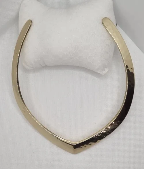 Hammered Choker/Collar Brass
Stunning statement piece!