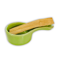 Ceramic Burner Smudge Pot Green
Bring colour and design to your space as you burn your favourite incense.

Ideal for colour lovers these bright, painted beauties can hold a variety of items, such as Palo Santo sticks, small & mini smudge sticks, charcoal discs & resins, and also incense cones!