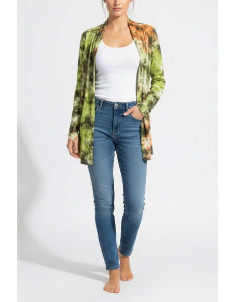 Cardi Tye Dye Green
Viscose tie dye oversized dress made from a soft, stretchy blend of 95% viscose and 5% spandex, offering a comfortable drape with gentle flexibility.


