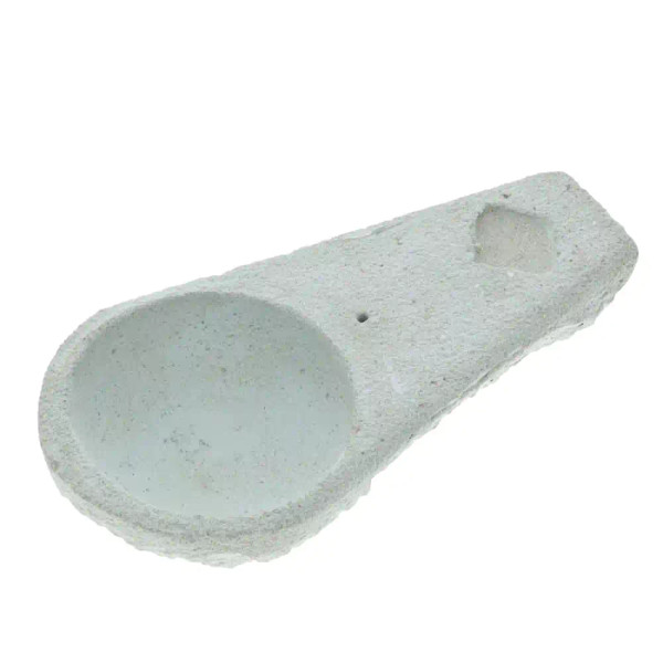 Clay Incense & Bomb Burner

Clay smudge bomb, cone & incense holder.

Size: 16.5 x 8cm

Made in Argentina