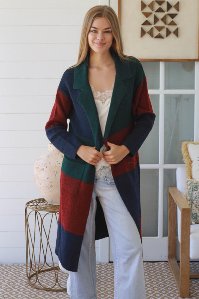 Charlotte Long Cardi Blue Green Red
Lovely soft & warm 
2 front pockets
Collared neckline
65% acrylic
35% wool