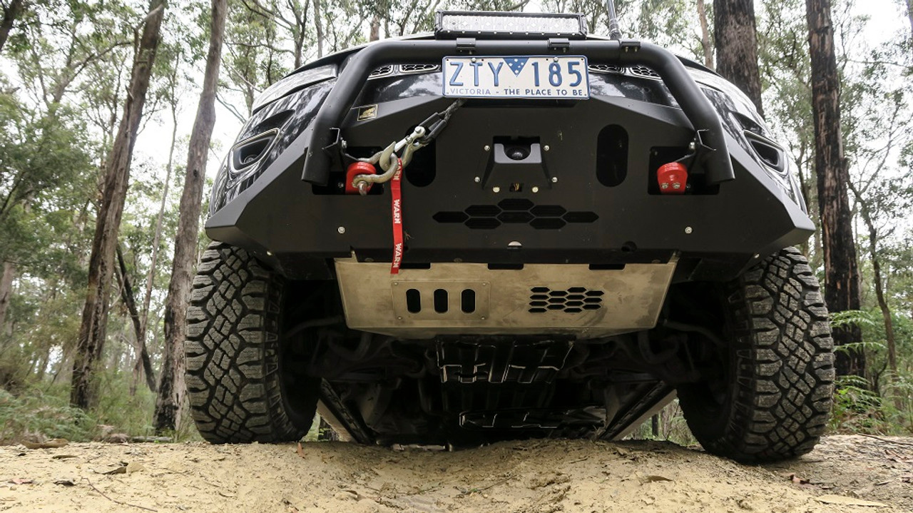 Wk2 steel front bumper with nudge bar and bash plate
