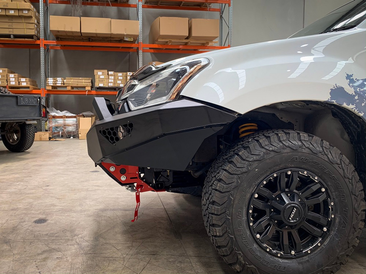 Dmax Predator bar with stealth hoop Dmax Predator bar with stealth hoop