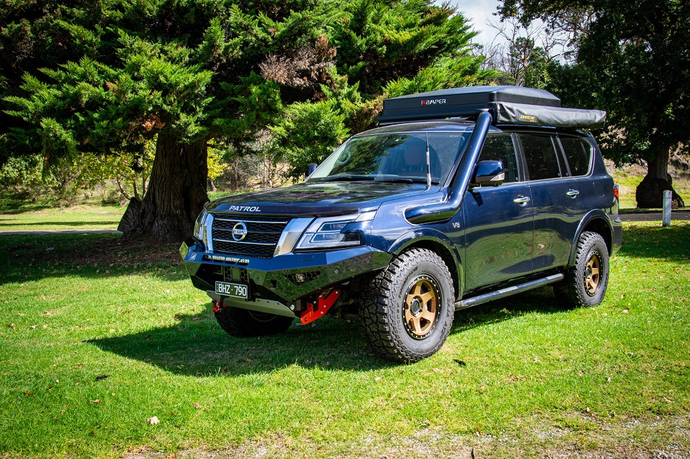 Nissan Patrol Cobra bar Series 5 colour coded
