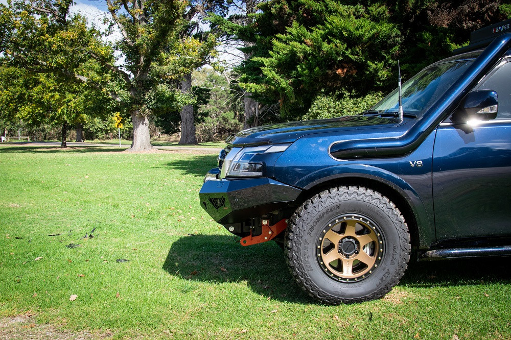 Nissan Patrol Cobra bar Series 5 colour coded
