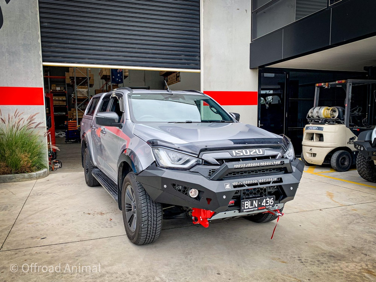 Predator bar on Dmax Xterrain