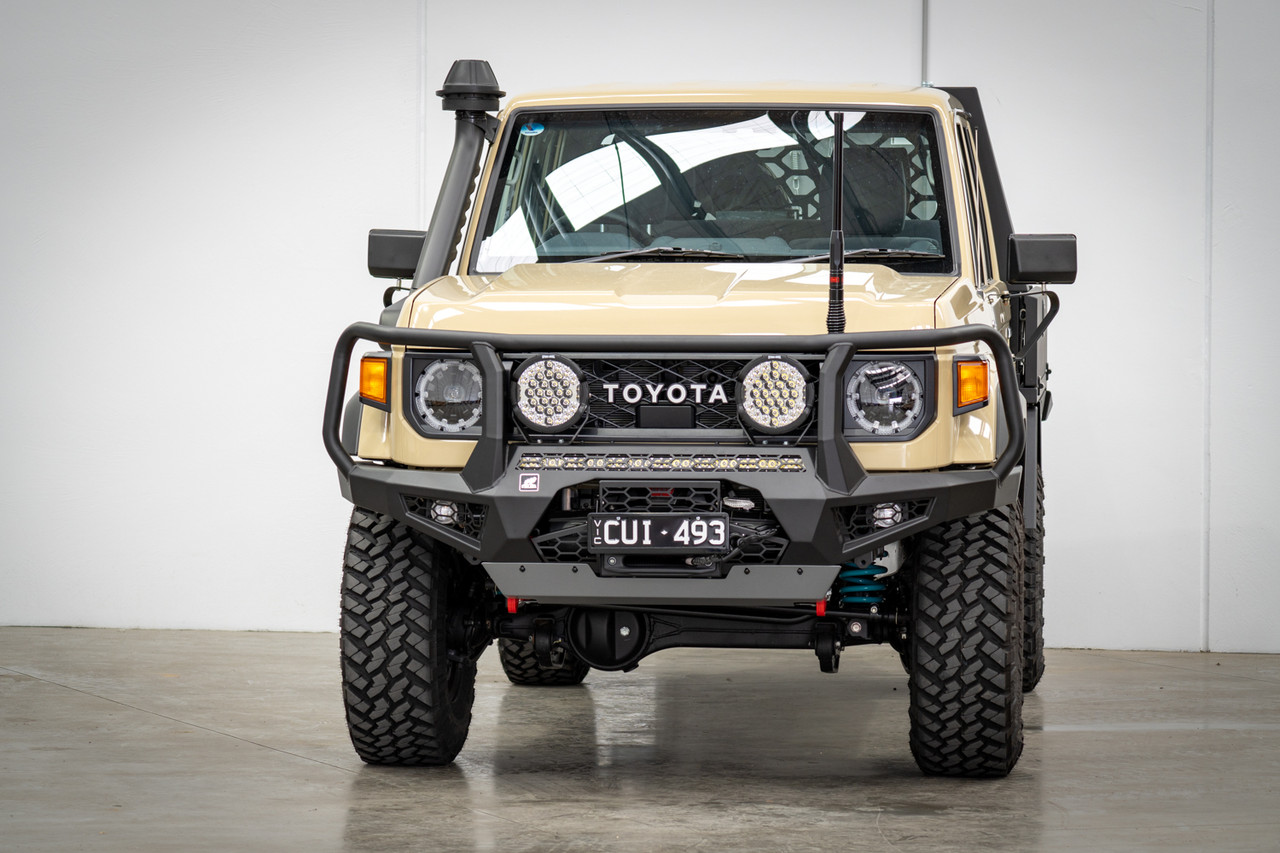 Toro bull bar to suit 70 series land cruiser face lift