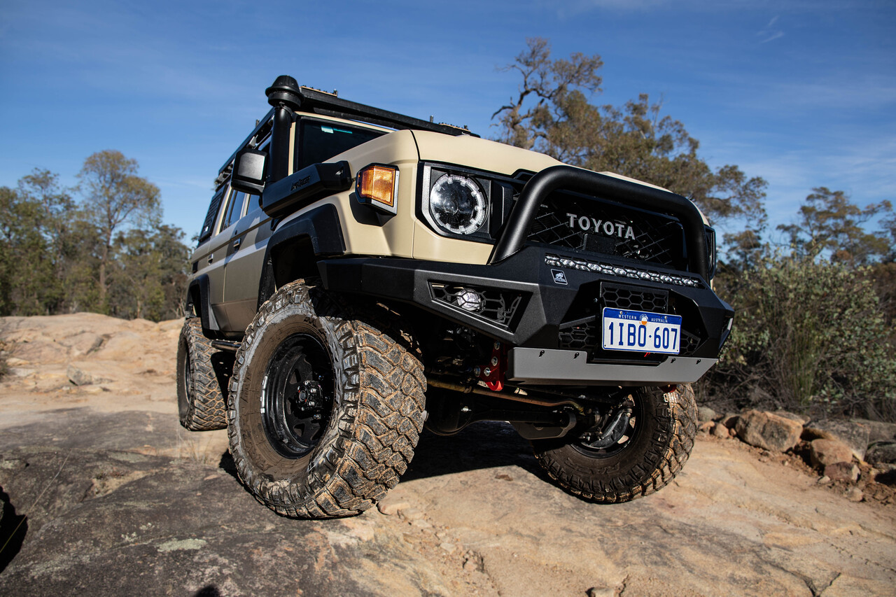 Predator bar to suit 70 series