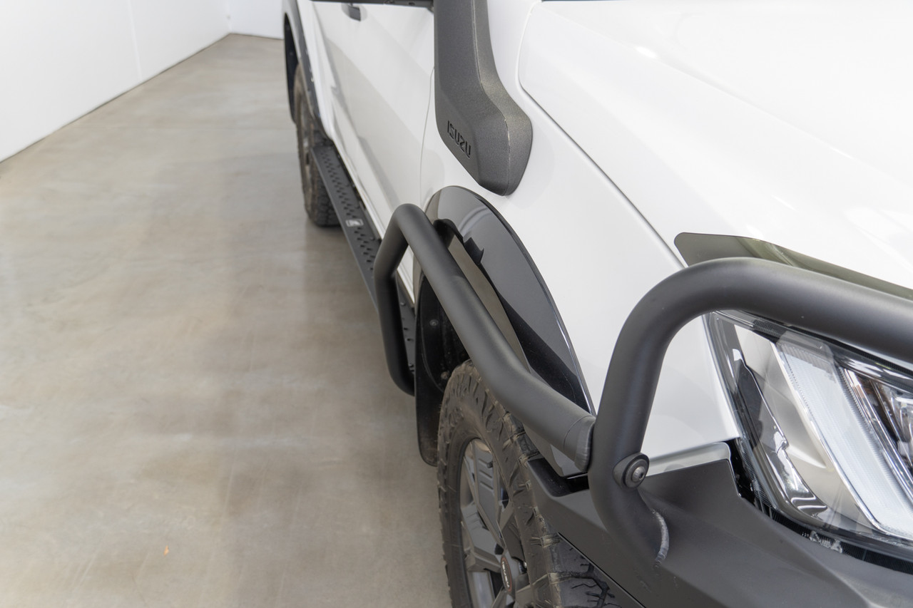 Scrub rails to suit Isuzu Dmax with Offroad Animal Toro bull bar