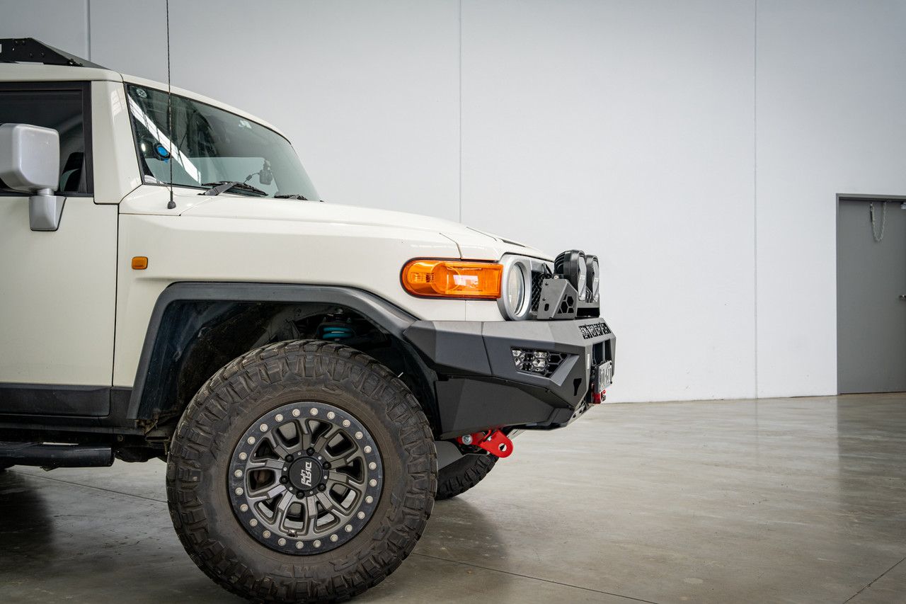 Predator bull bar to suit, Toyota FJ Cruiser 2011-2016