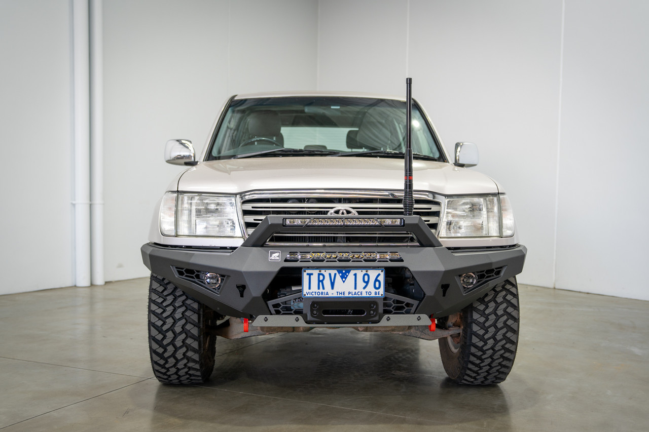 Predator bull bar to suit, Landcruiser 100 series 1998-2007
