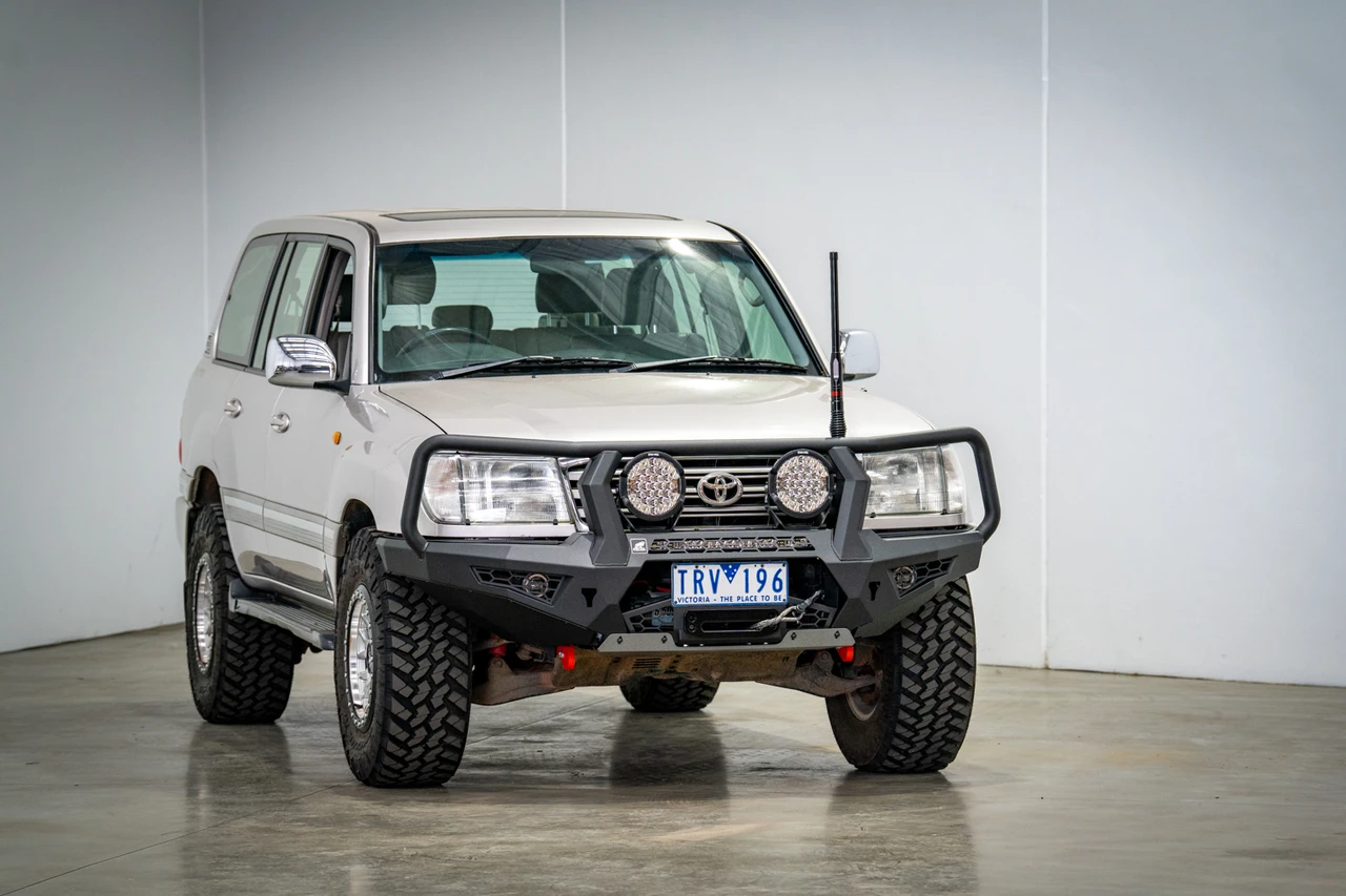 Toro bull bar to suit, Landcruiser 100 series 1998-2007