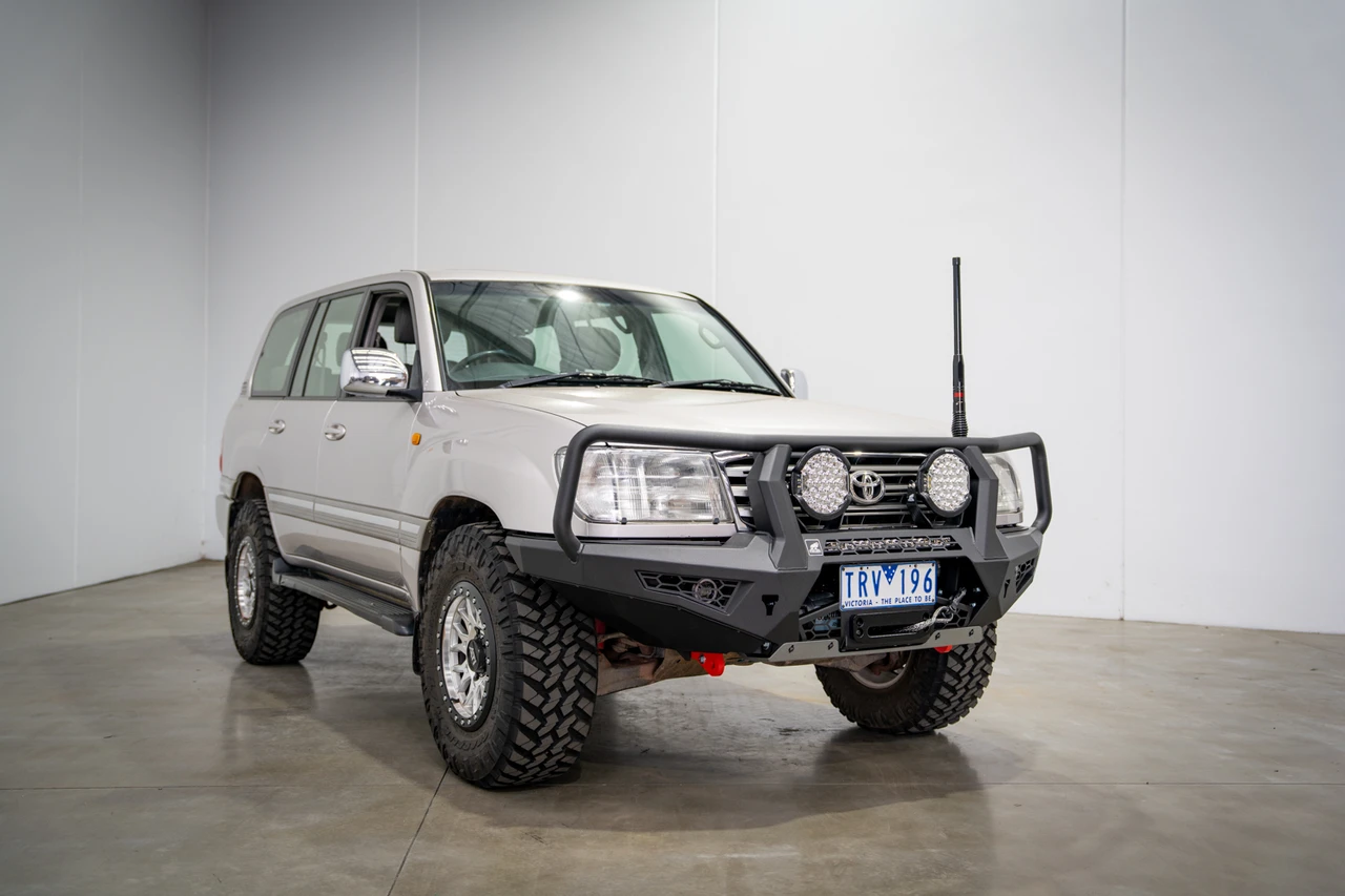 Toro bull bar to suit, Landcruiser 100 series 1998-2007
