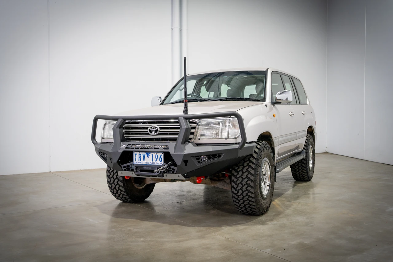 Toro bull bar to suit, Landcruiser 100 series 1998-2007