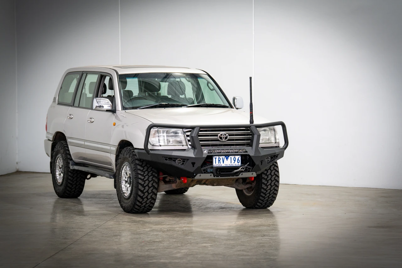 Toro bull bar to suit, Landcruiser 100 series 1998-2007