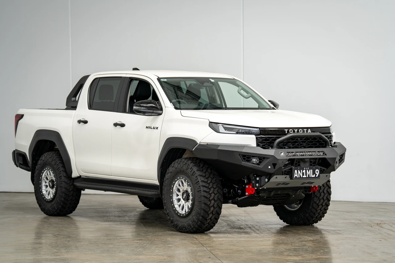 Predator Bull bar, Suitable for Toyota Hilux N90, 2026 on