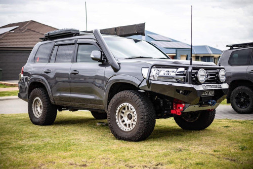 Offroad Animal Toro Bull bar LC200