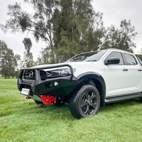 BT50 Toro with optional 22" light