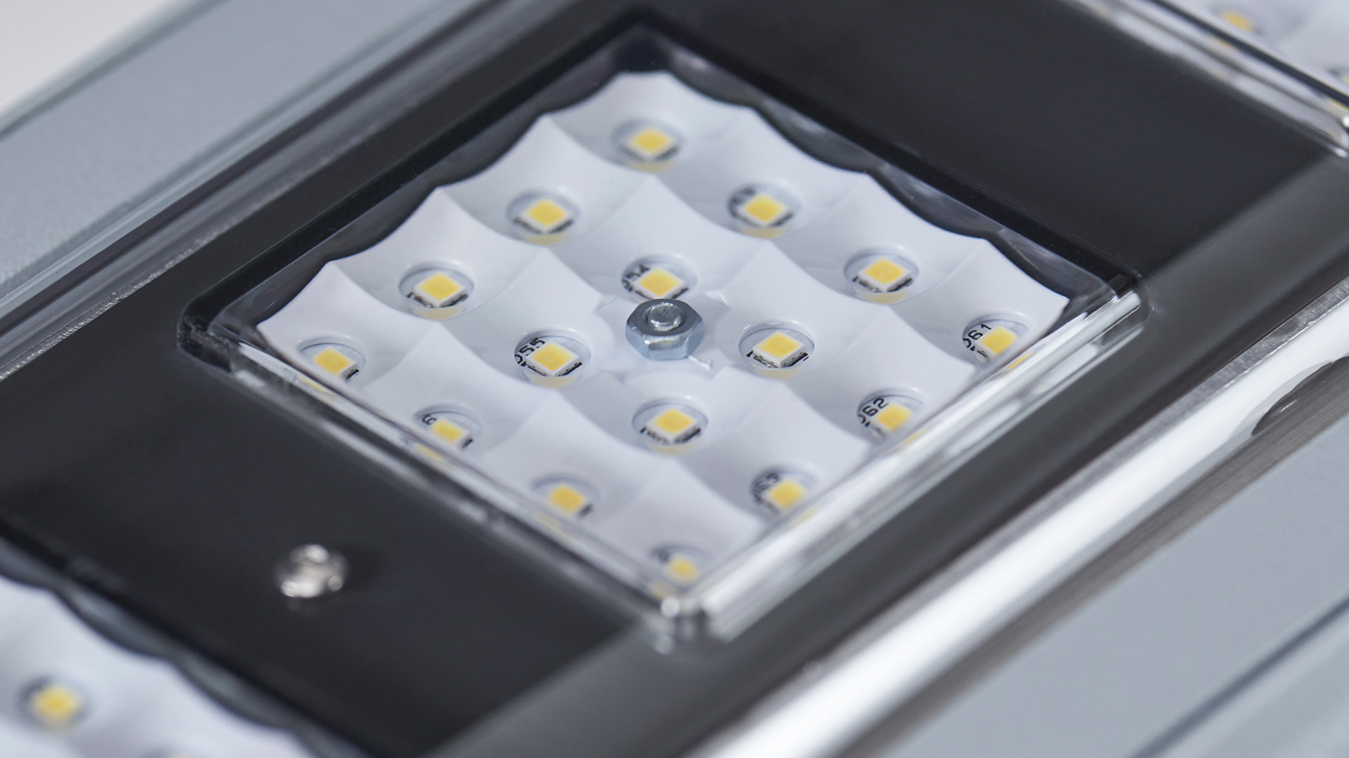 Why 4000K LED Lighting Is Now the Standard for Industrial Sites ...
