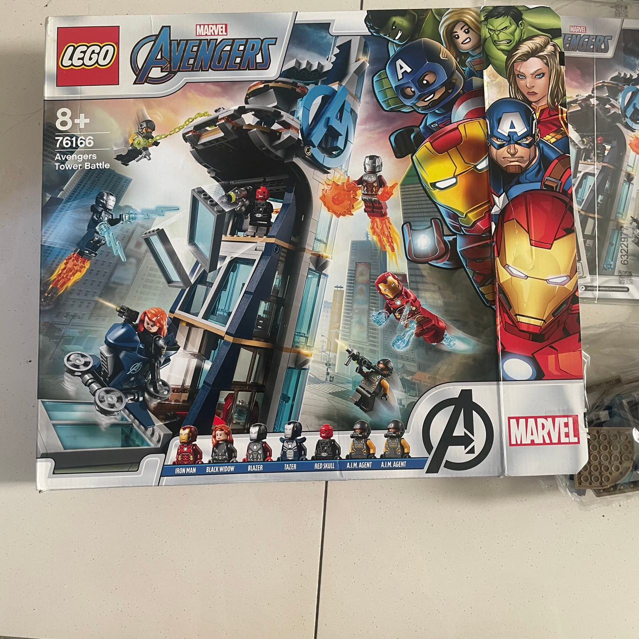 76166 - Avengers Tower Battle Opened Box