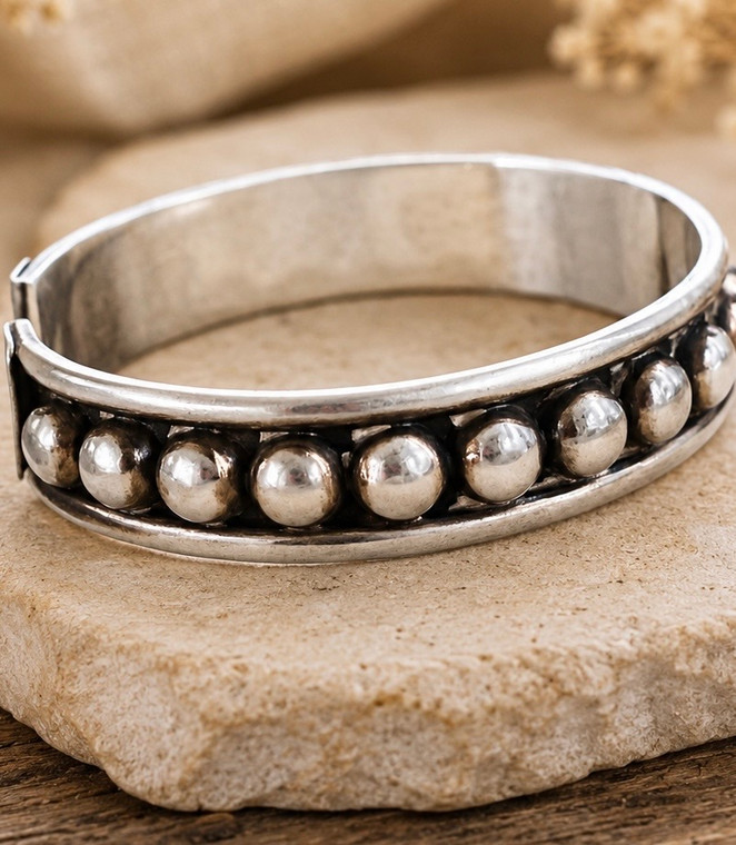 Southwest stacking Sterling Silver bubble bead bangle for men women