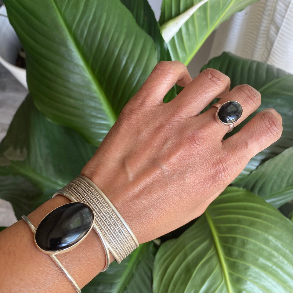 Black onyx bracelet for Men Women- Stacking Wrist Jewelry