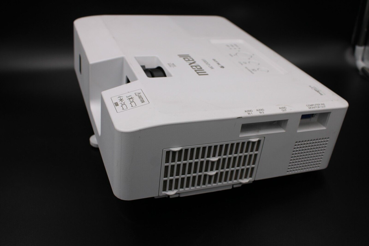 Maxell MC-EX3551 XGA 3LCD HDMI 3700 Lumen Projector 500-999 Lamp