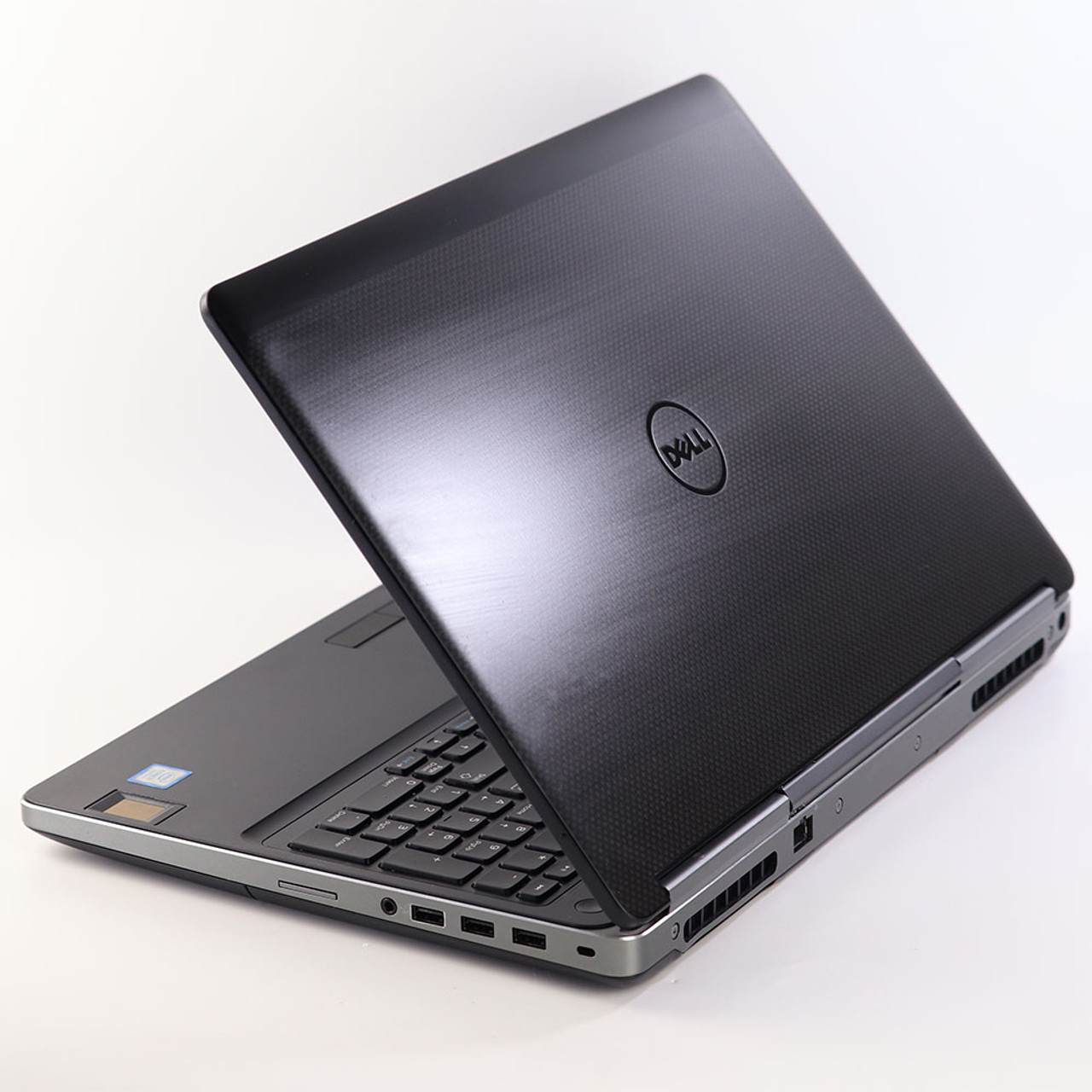 Dell Precision 7520 Laptop Computer Intel Core i7-7700HQ Quad-Core 2.80 GHz  Windows 10 Pro