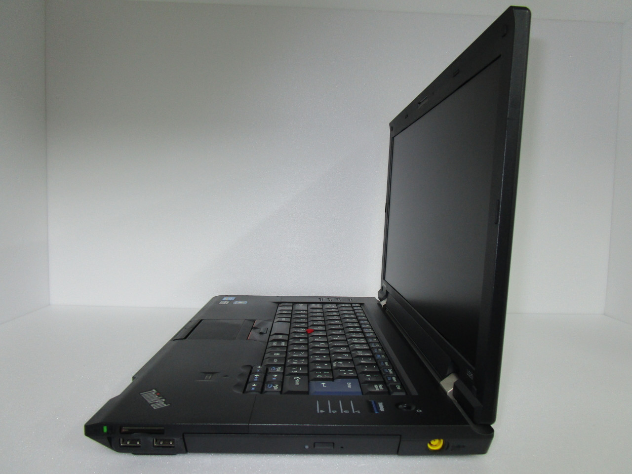 Lenovo Thinkpad L520 15.6 Intel Core i5 2nd Gen Dual-Core 4GB RAM 320GB  Windows 10 Home DVD Webcam