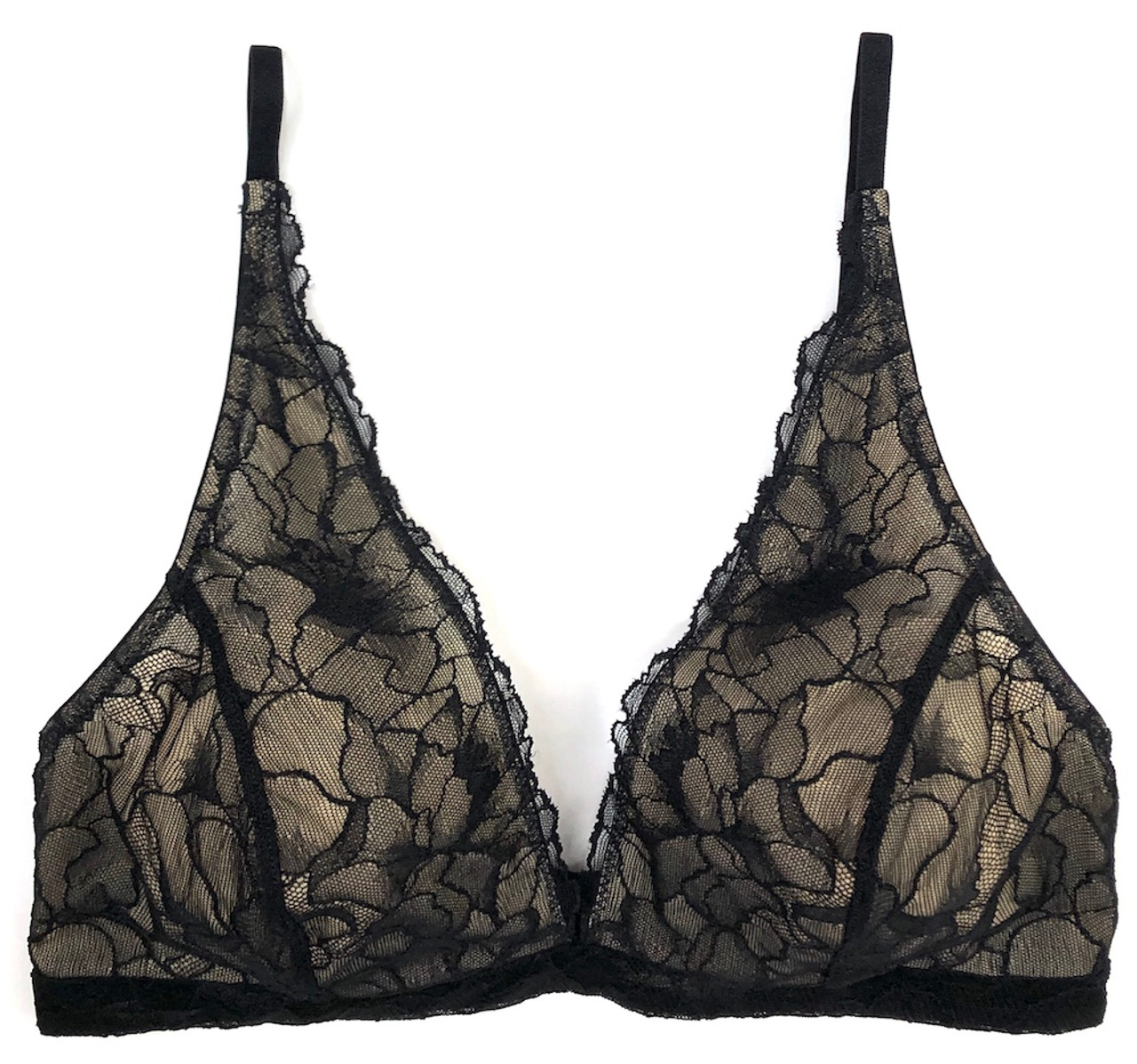 https://cdn11.bigcommerce.com/s-w5zmvrybvt/images/stencil/1280x1280/products/1034/7653/My_Daily_Upcycle_soft_bra_in_black__68583.1605211353.jpg?c=2