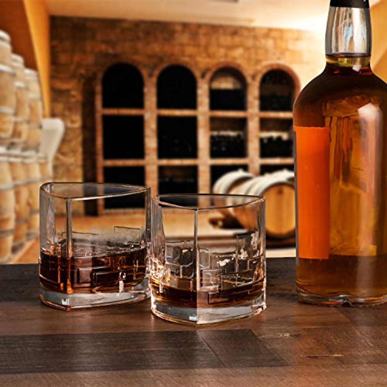 JoyJolt Carre Square Scotch Glasses, Old Fashioned Whiskey  Glasses 10-Ounce, Ultra Clear Whiskey Glass for Bourbon and Liquor Set Of 2  Glassware: Shot Glasses