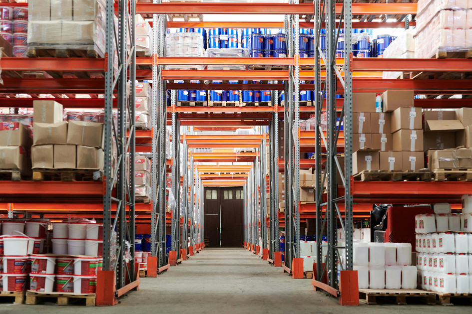 181. High Bay LED Light Retrofit vs. New Fixtures: Which Is the Smarter Investment for Your Facility?
